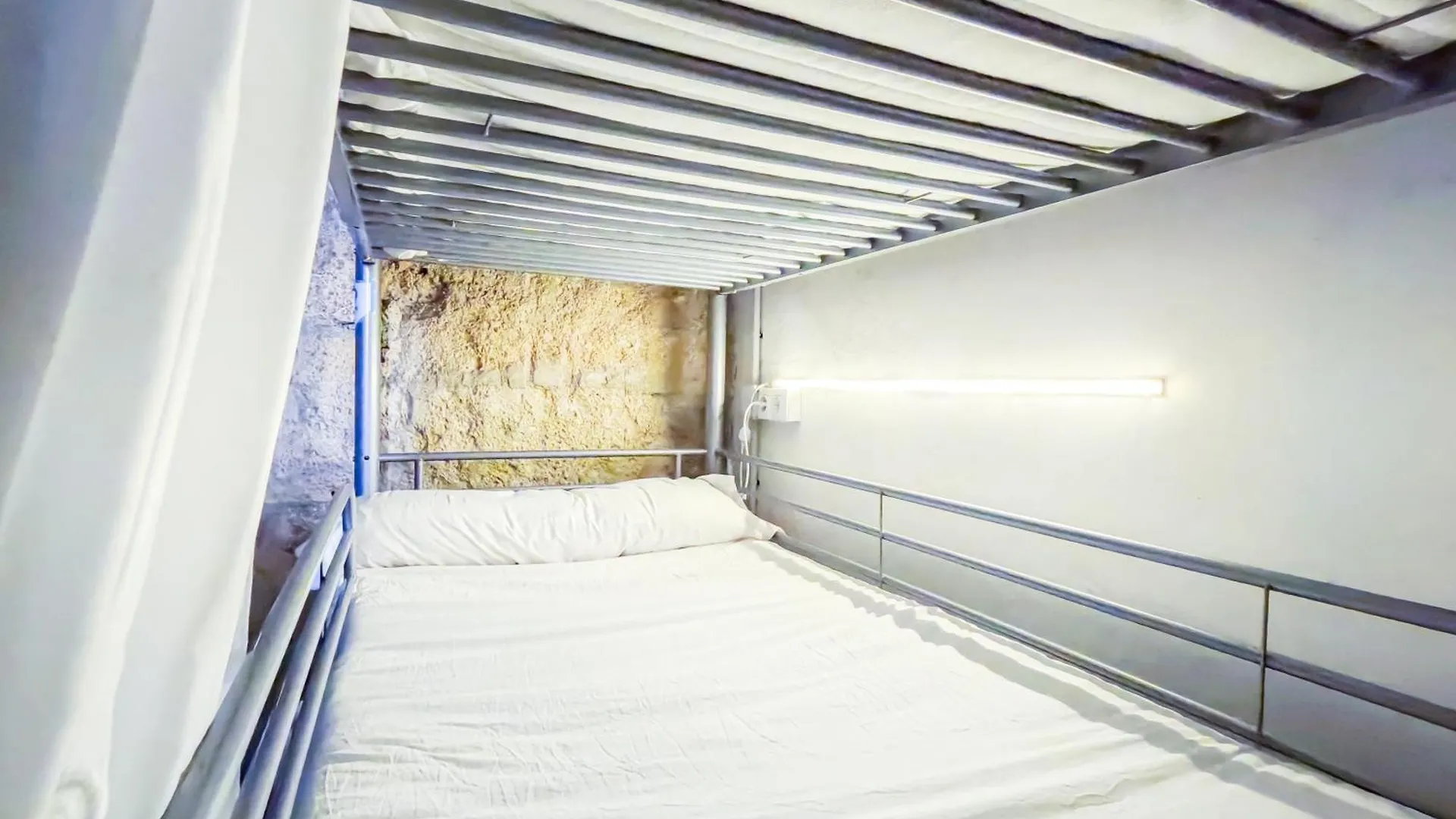 Ashavana Nest Hostel Spain