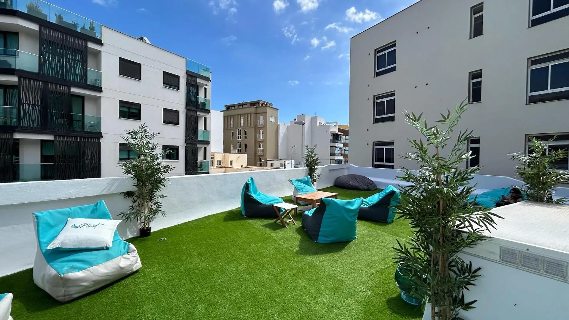 אל מדאנו Ashavana Nest Hostel ספרד